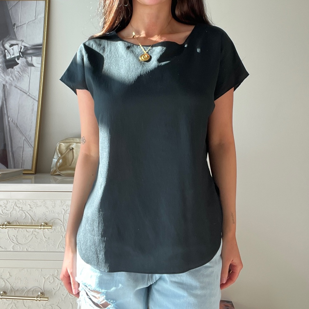 Black chic blouse